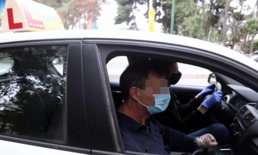 Θεσσαλία: Κανονικό εμπόριο με διπλώματα οδήγησης και πιστοποιητικά
